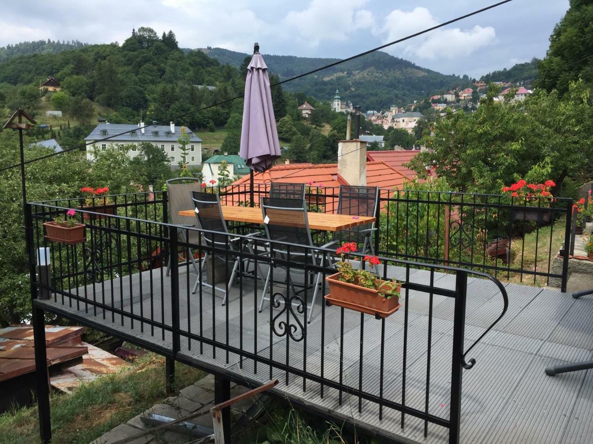 Apartman Panorama Lägenhet Banská Štiavnica Exteriör bild